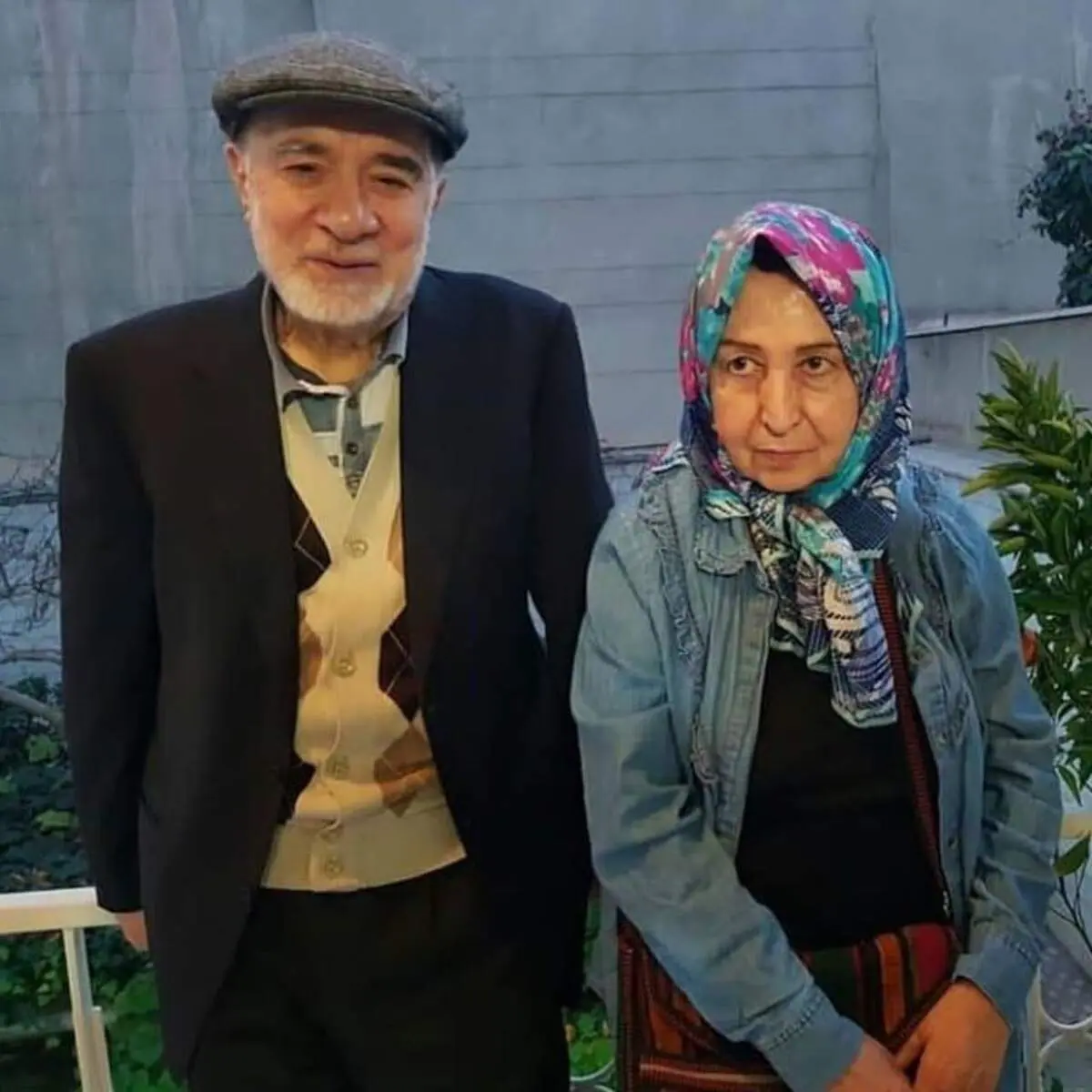 میرحسین موسوی عزادار شد