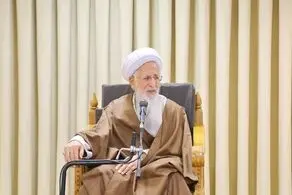 آیت الله جوادی آملی: اگر مردم ببینند نه اختلاسی هست و نه گرانی به قانون احترام می‌گذارند