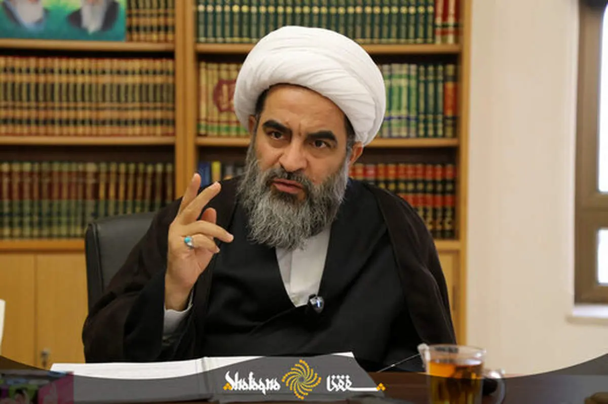آیت الله فاضل لنکرانی: دشمن دنبال این است که بگوید روحانیت کارایی ندارد