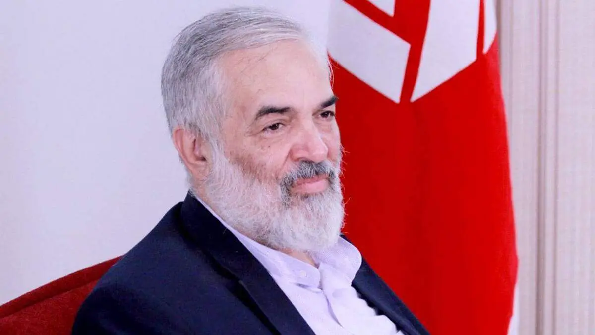 هزینه آرایش برخی از زنان هنرپیشه از حقوق کارمندان بیشتر است!