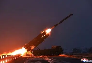 کره شمالی ۱۰ موشک بالستیک شلیک کرد