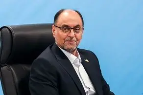 اولین تصاویر از وحید حقانیان پس از ثبت‌ نام در انتخابات ریاست‌جمهوری + ببینید 