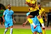 کتک کاری تاسف‌بار بین بازیکنان سپاهان و گل گهر پس از سوت پایان مسابقه+ ببینید