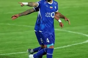 بمب نقل و انتقالات استقلال / قرارداد هافبک باتجربه برای همکاری یک ساله