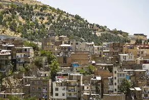 جولان ساخت‌وسازهای بدقواره در گلابدره