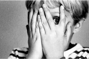 چهره وحشتناک و غم انگیز دختری که اجزای صورتش از هم پاشیده است/ عکس