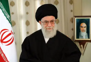 پیگیری وضعیت سلامت رضا امیرخانی از سوی رهبر انقلاب