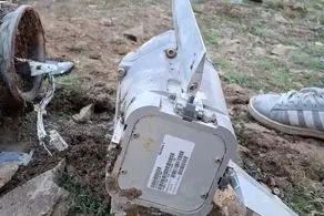 انهدام یک فروند موشک کروز دشمن + عکس 