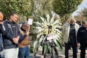 همایون ارشادی به خانه ابدی بدرقه شد/ تصاویر