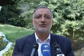 توضیحات علیرضا زاکانی درباره چمن کاری ورزشگاه آزادی 