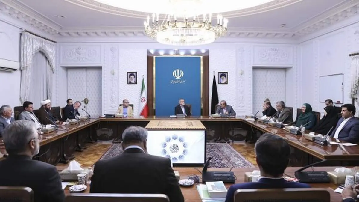 هیچ خیانتی در این دولت بالاتر از سپردن کار به افراد کارنابلد نیست/ نظر پزشکیان درباره انتخاب اعضای کابینه 